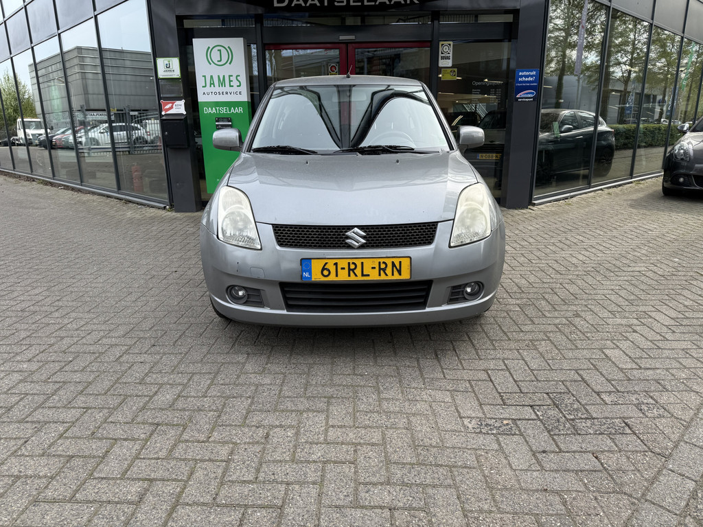 52745535-1.jpg