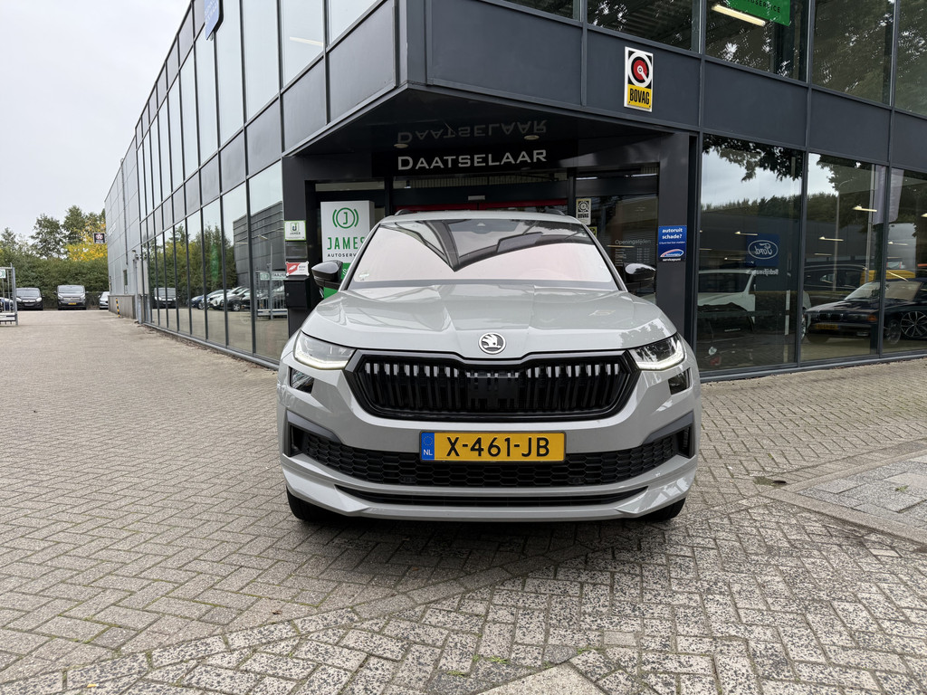 56852684-1.jpg